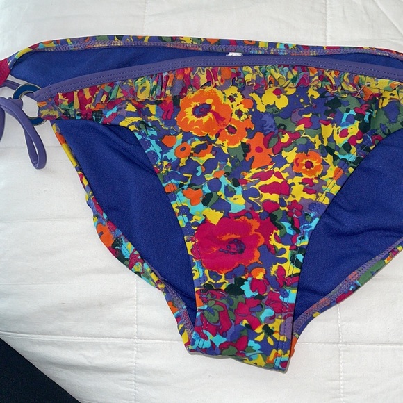 Target String Cheeky Bikini Bottom XL - Picture 5 of 7
